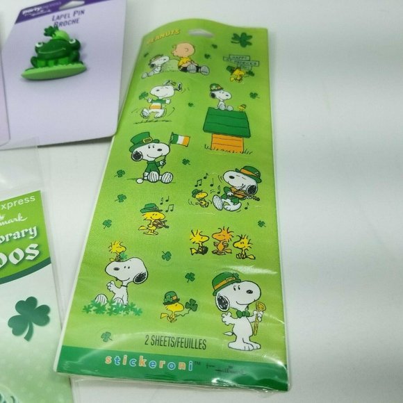 Hallmark St Patricks Pin Snoopy Stickers - Picture 2 of 8